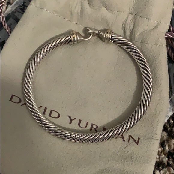 David Yurman Jewelry - David Yurman Classic Bangle with Clasp